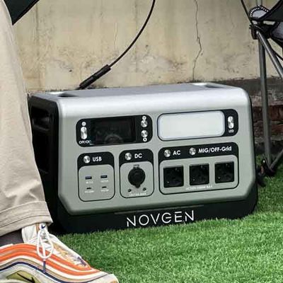 2048WH 2200W ポータブルバルコニー発電所 太陽光発電貯蔵発電所