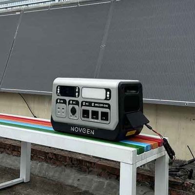2048WH 移動中の電力需要のためのポータブル柔軟なバルコニーエネルギー貯蔵システム